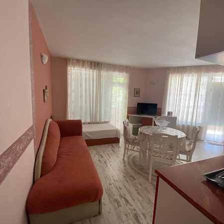 Guest House Orchidea Pomorie Exterior foto